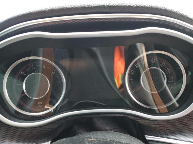 2C3CDZFJ5FH877677 - 2015 DODGE CHALLENGER R/T SCAT PACK TWO TONE photo 9