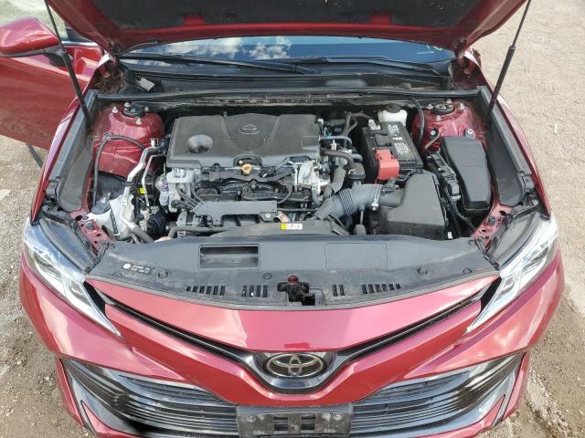 4T1B11HK5JU672448 - 2018 TOYOTA CAMRY L BURGUNDY photo 11
