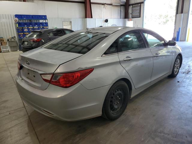 5NPEB4AC9CH436093 - 2012 HYUNDAI SONATA GLS SILVER photo 3