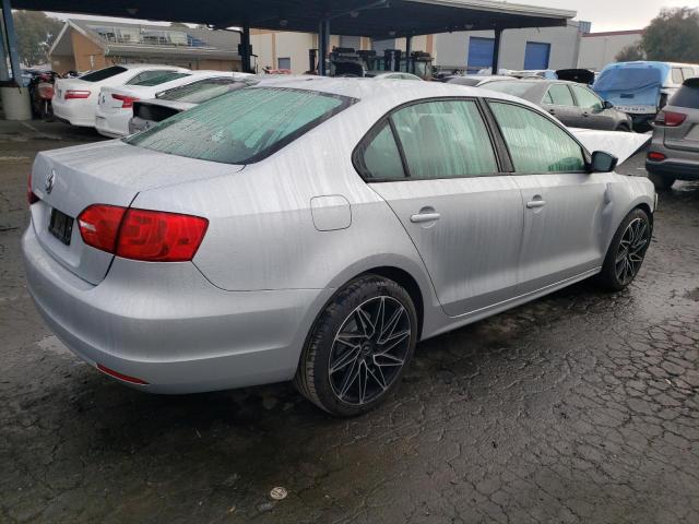 3VW2K7AJ1BM010889 - 2011 VOLKSWAGEN JETTA BASE فضي صورة 3