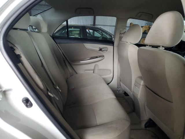 5YFBU4EE4DP182273 - 2013 TOYOTA COROLLA BASE Білий фото 10