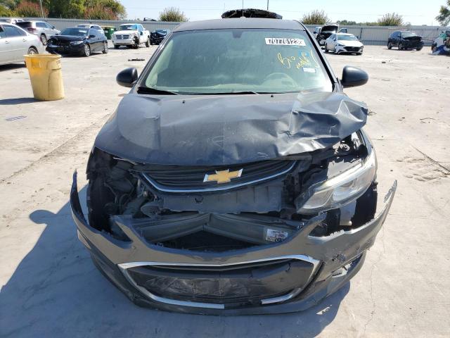 1G1JB5SH5H4145711 - 2017 CHEVROLET SONIC LS GRAY photo 5