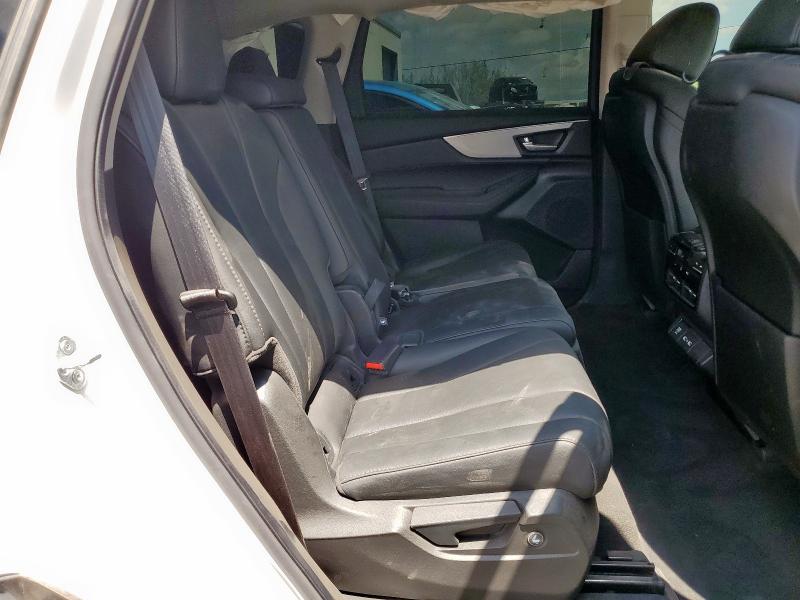 5J8YD9H32RL004235 - 2024 ACURA MDX WHITE photo 11