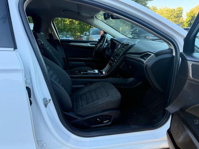 3FA6P0HD0KR203394 - 2019 FORD FUSION SE 白色 照片 5