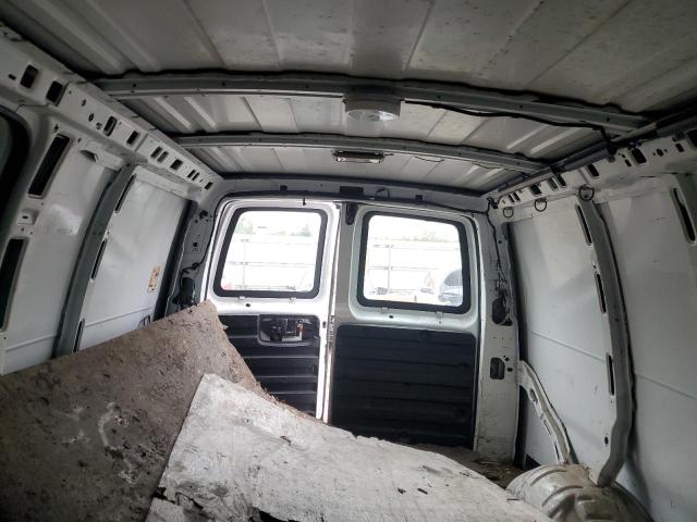 1GCSGAFX3B1117700 - 2011 CHEVROLET EXPRESS G1 თეთრი ფოტო 10