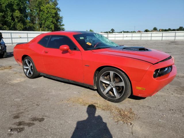 2C3CDYBT2EH231514 - 2014 DODGE CHALLENGER R/T RED photo 4