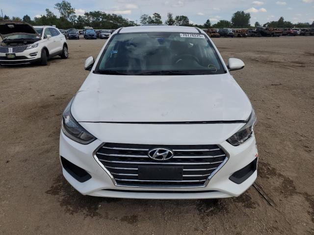 3KPC24A38KE079631 - 2019 HYUNDAI ACCENT SE Սպիտակ լուսանկար 5