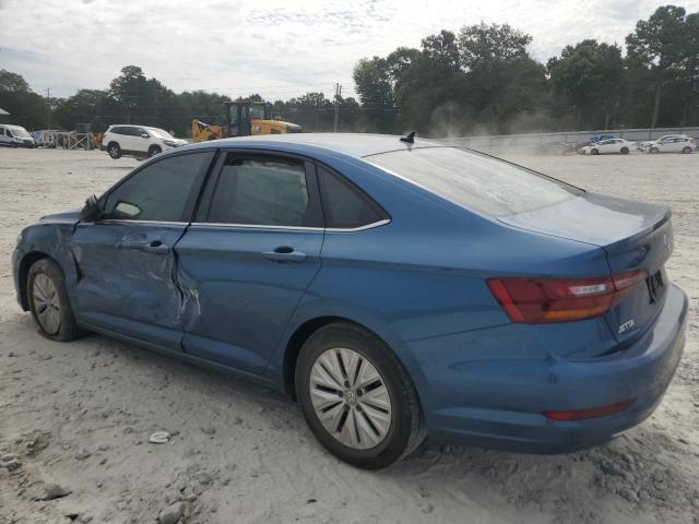 3VWCB7BUXKM135807 - 2019 VOLKSWAGEN JETTA S Blau Foto 2