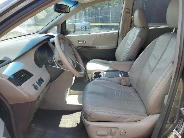 5TDDK3DC9BS017106 - 2011 TOYOTA SIENNA XLE GREEN photo 7