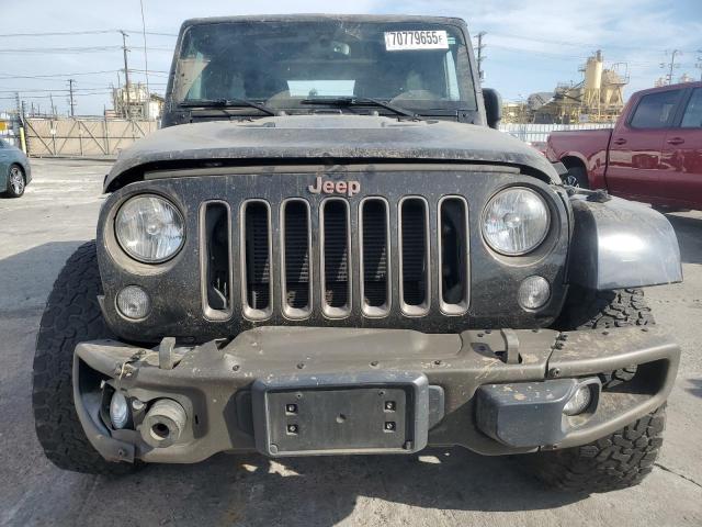 1C4BJWEG0GL288822 - 2016 JEEP WRANGLER U SAHARA BLACK photo 5