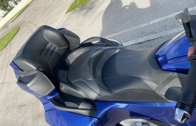 2BXNBBC12DV003016 - 2013 CAN-AM SPYDER ROA RT BLUE photo 6