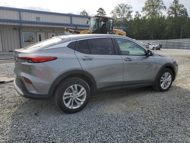 KL47LAE29RB020717 - 2024 BUICK ENVISTA PREFERRED Gümüş fotoğraf 3