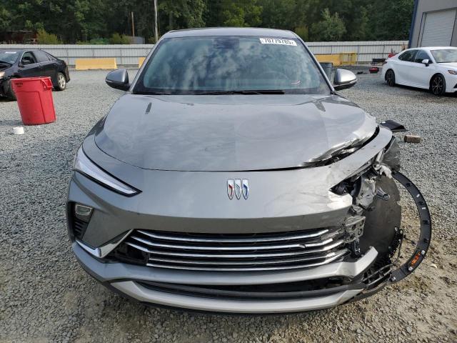 KL47LAE29RB020717 - 2024 BUICK ENVISTA PREFERRED Gümüş fotoğraf 5