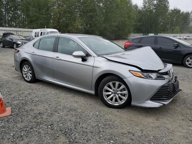 4T1B11HK5KU222171 - 2019 TOYOTA CAMRY L SILVER photo 4
