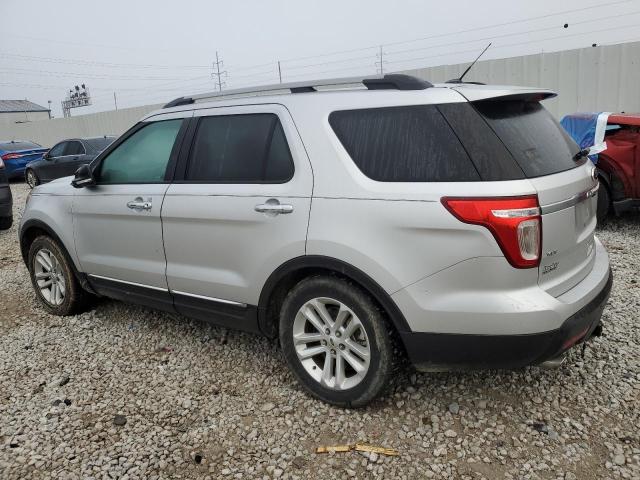 1FM5K7D80DGC19137 - 2013 FORD EXPLORER XLT Silber Foto 2