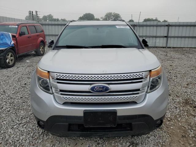 1FM5K7D80DGC19137 - 2013 FORD EXPLORER XLT Silber Foto 5