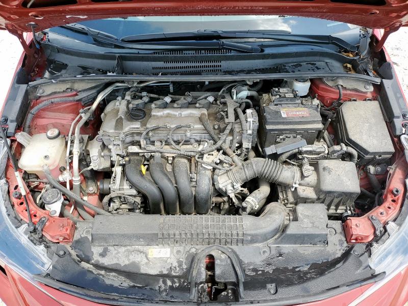 5YFEPMAE6MP187520 - 2021 TOYOTA COROLLA LE წითელი ფოტო 11