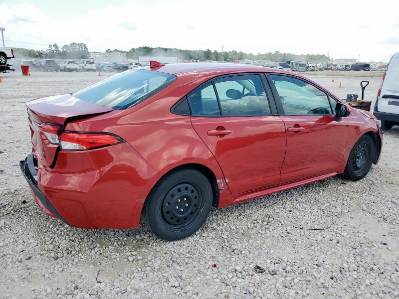 5YFEPMAE6MP187520 - 2021 TOYOTA COROLLA LE წითელი ფოტო 3