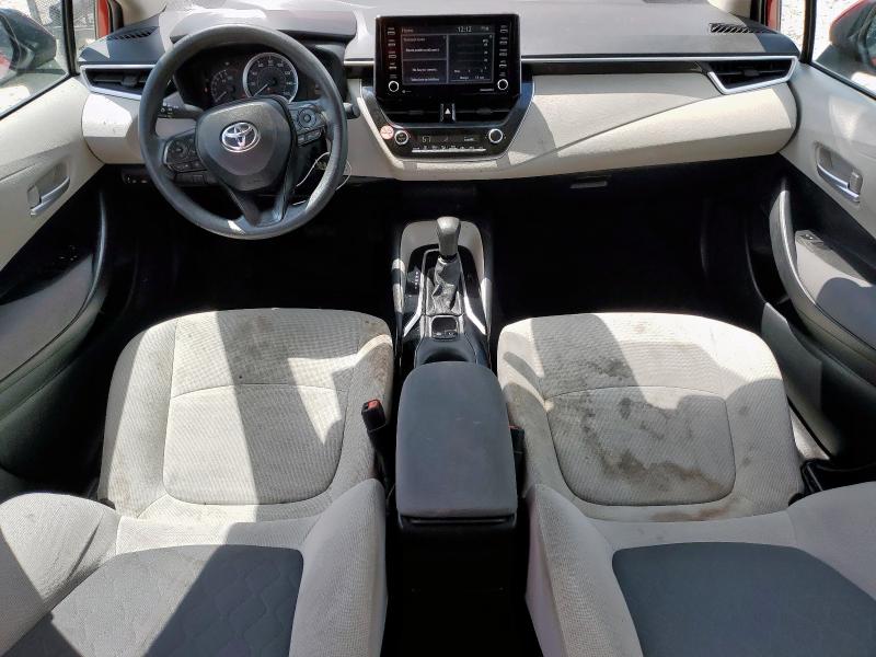 5YFEPMAE6MP187520 - 2021 TOYOTA COROLLA LE წითელი ფოტო 8