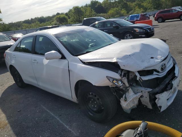 4T1BF3EK4BU772950 - 2011 TOYOTA CAMRY BASE WHITE photo 4