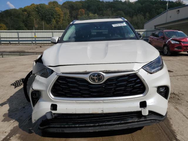 5TDGZRBH6MS113742 - 2021 TOYOTA HIGHLANDER XLE WHITE photo 5