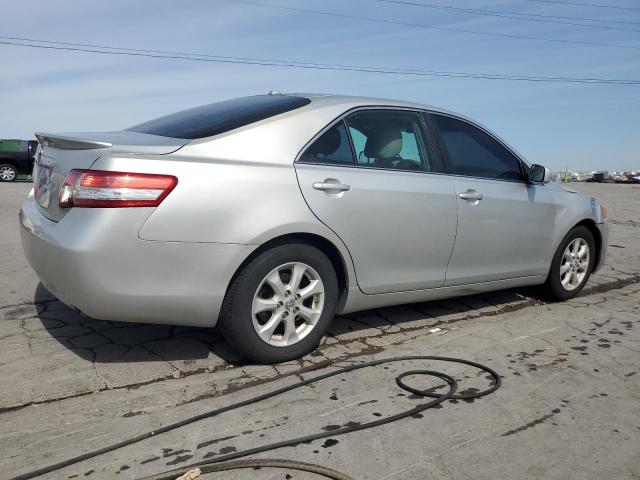 4T1BF3EKXAU104889 - 2010 TOYOTA CAMRY BASE SILVER photo 3