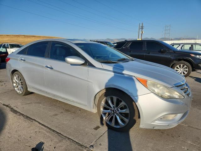 5NPEC4AC4BH054498 - 2011 HYUNDAI SONATA SE 银色 照片 4