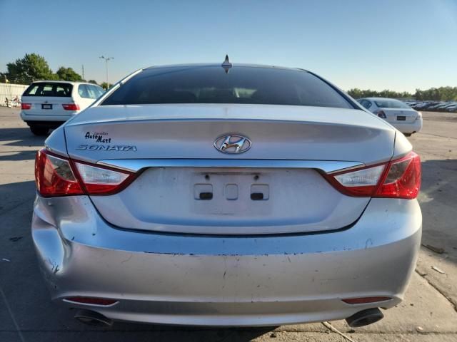 5NPEC4AC4BH054498 - 2011 HYUNDAI SONATA SE 银色 照片 6