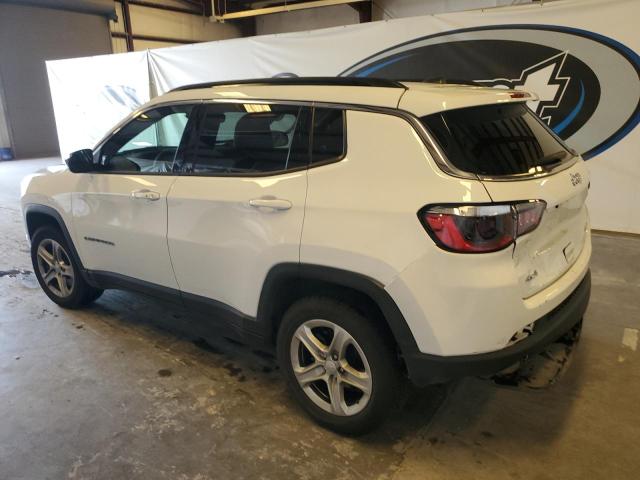 3C4NJDBN0PT553067 - 2023 JEEP COMPASS LATITUDE Beyaz fotoğraf 2