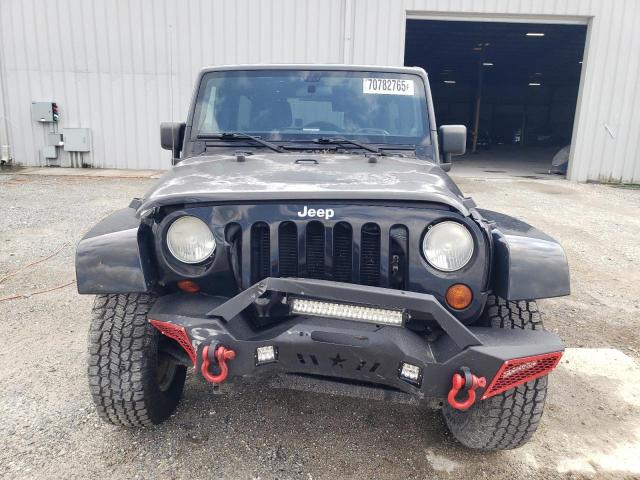 1C4BJWEG8CL279585 - 2012 JEEP WRANGLER U SAHARA BLACK photo 5