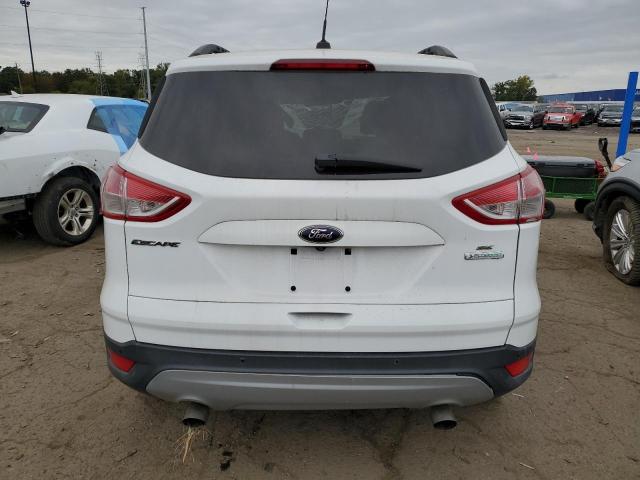 1FMCU0GX0EUB34572 - 2014 FORD ESCAPE SE WHITE photo 6