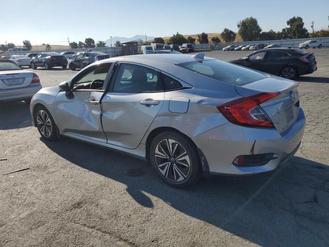 19XFC1F33HE203881 - 2017 HONDA CIVIC EX SILVER photo 2