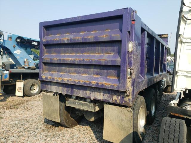 4V5KC9GG24N354991 - 2004 VOLVO VHD PURPLE photo 4