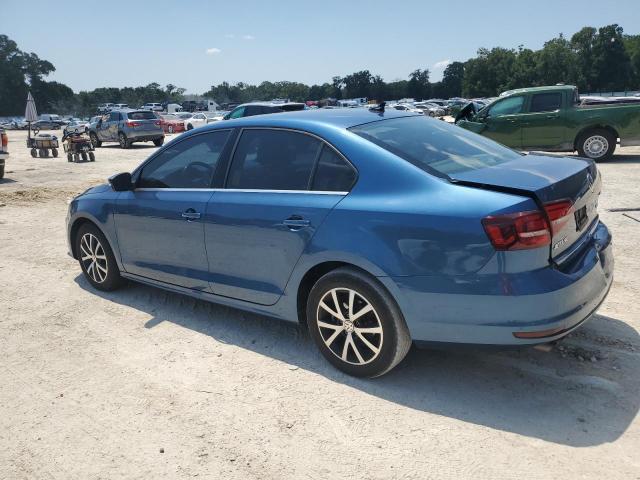 3VWDB7AJ2HM414138 - 2017 VOLKSWAGEN JETTA SE 蓝色 照片 2