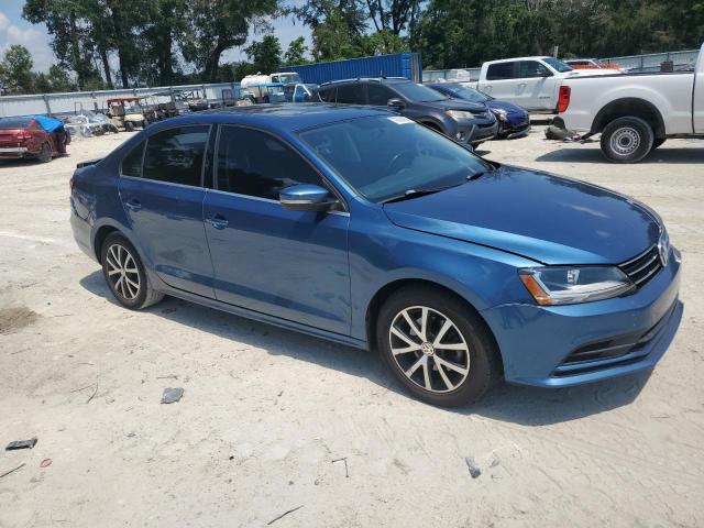 3VWDB7AJ2HM414138 - 2017 VOLKSWAGEN JETTA SE 蓝色 照片 4