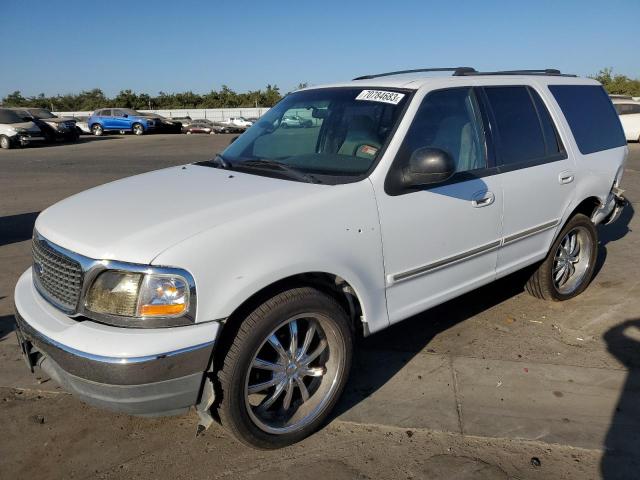 1FMRU15L12LA11185 - 2002 FORD EXPEDITION XLT WHITE photo 1