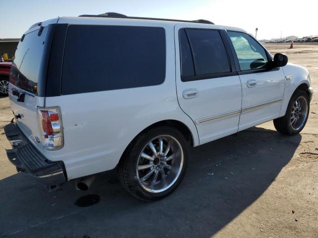 1FMRU15L12LA11185 - 2002 FORD EXPEDITION XLT WHITE photo 3