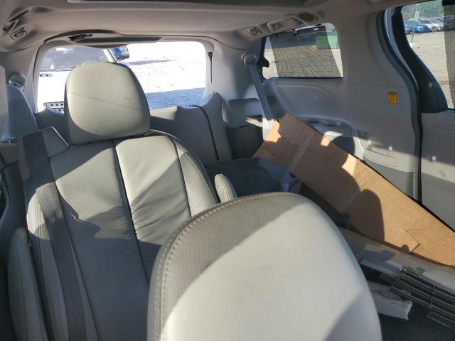 5TDYK3DC4BS018309 - 2011 TOYOTA SIENNA XLE თეთრი ფოტო 11