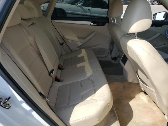1VWBN7A32DC030470 - 2013 VOLKSWAGEN PASSAT SE WHITE photo 10