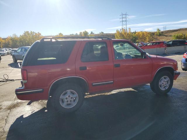 1GNDT13W7X2205769 - 1999 CHEVROLET BLAZER RED photo 3