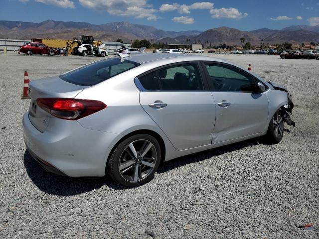 3KPFL4A8XHE054101 - 2017 KIA FORTE EX Gümüş foto 3