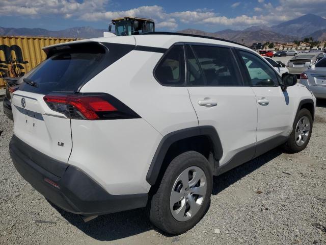 2T3H1RFV8KW038131 - 2019 TOYOTA RAV4 LE WHITE photo 3