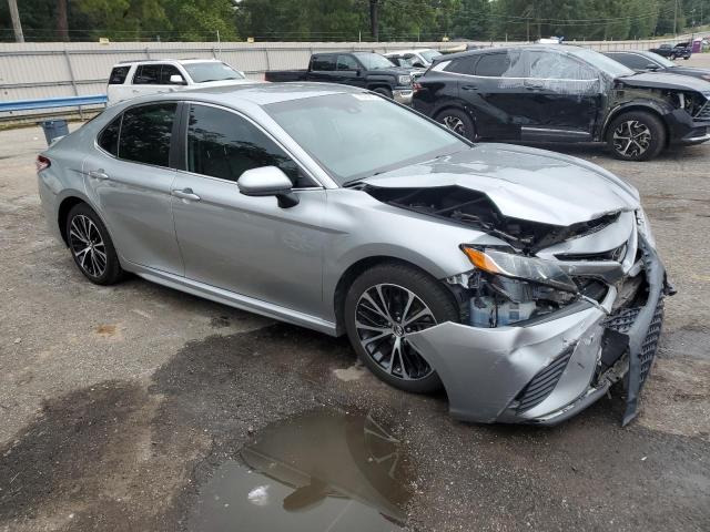 4T1B11HK6KU835660 - 2019 TOYOTA CAMRY L SILVER photo 4