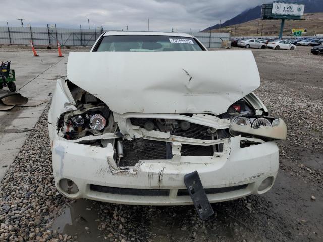 JN1DA31D33T500581 - 2003 NISSAN MAXIMA GLE WHITE photo 5