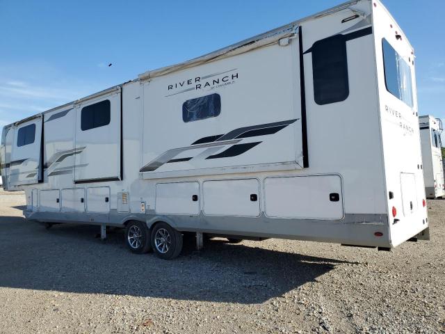 4X4FCMR29N6013129 - 2022 COLU 5TH WHEEL WHITE photo 3