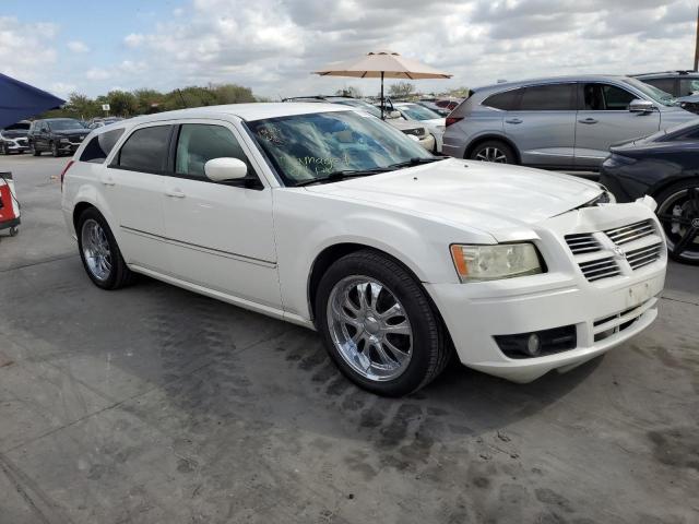 2D4FV37V78H202455 - 2008 DODGE MAGNUM SXT WHITE photo 4