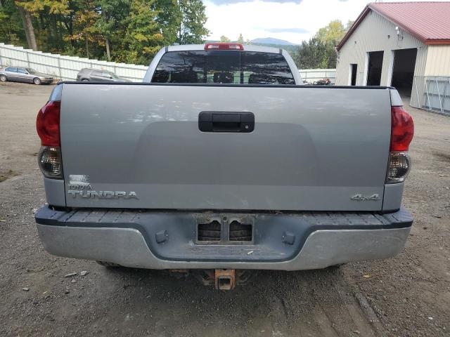 5TFBT541X8X013308 - 2008 TOYOTA TUNDRA DOUBLE CAB SILVER photo 6