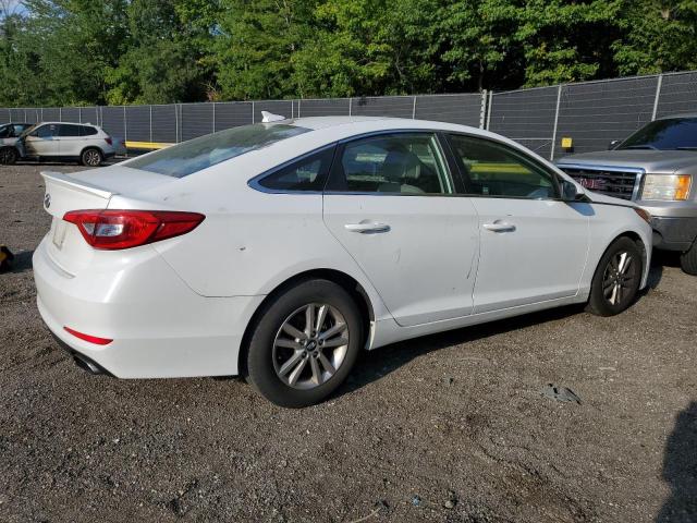 5NPE24AFXHH580012 - 2017 HYUNDAI SONATA SE WHITE photo 3