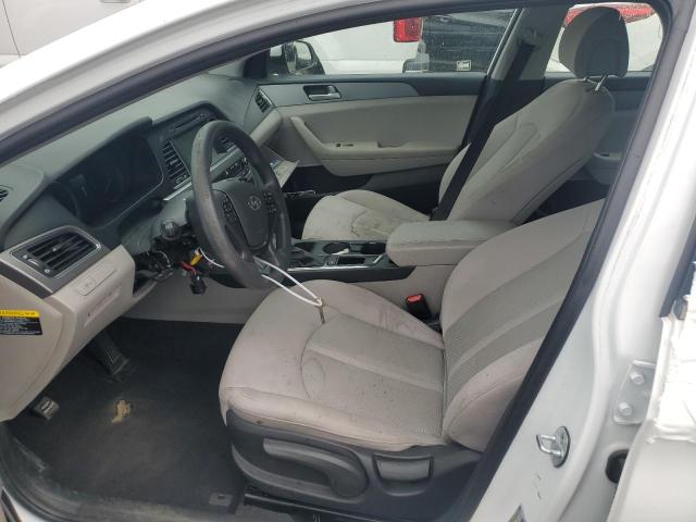 5NPE24AFXHH580012 - 2017 HYUNDAI SONATA SE WHITE photo 7