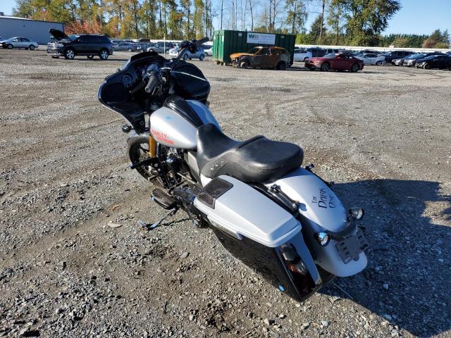 1HD1KTP15LB608618 - 2020 HARLEY-DAVIDSON FLTRXS SILVER photo 3